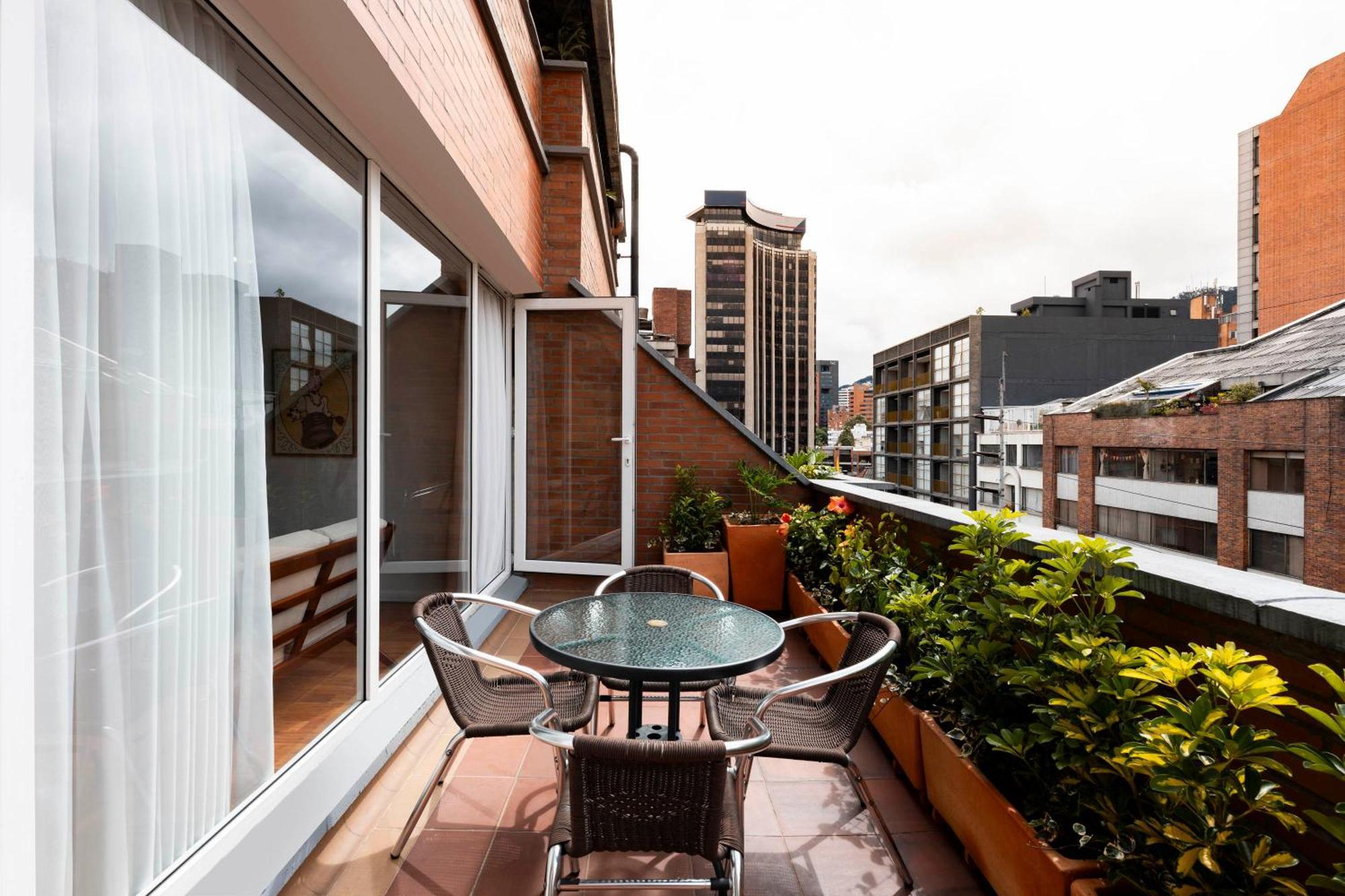 Suites By Vilar America Bogotá Exteriér fotografie